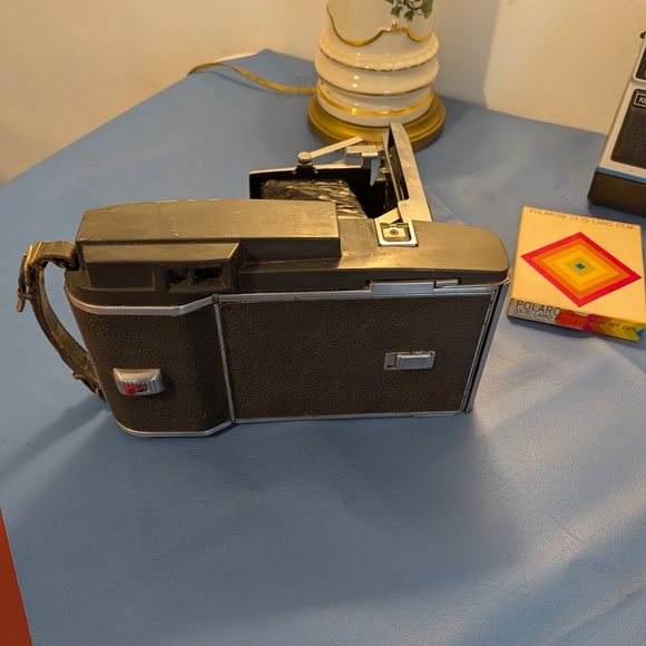 Vtg Polaroid Pathfinder 120 Instant Camera - Picture 6 of 10